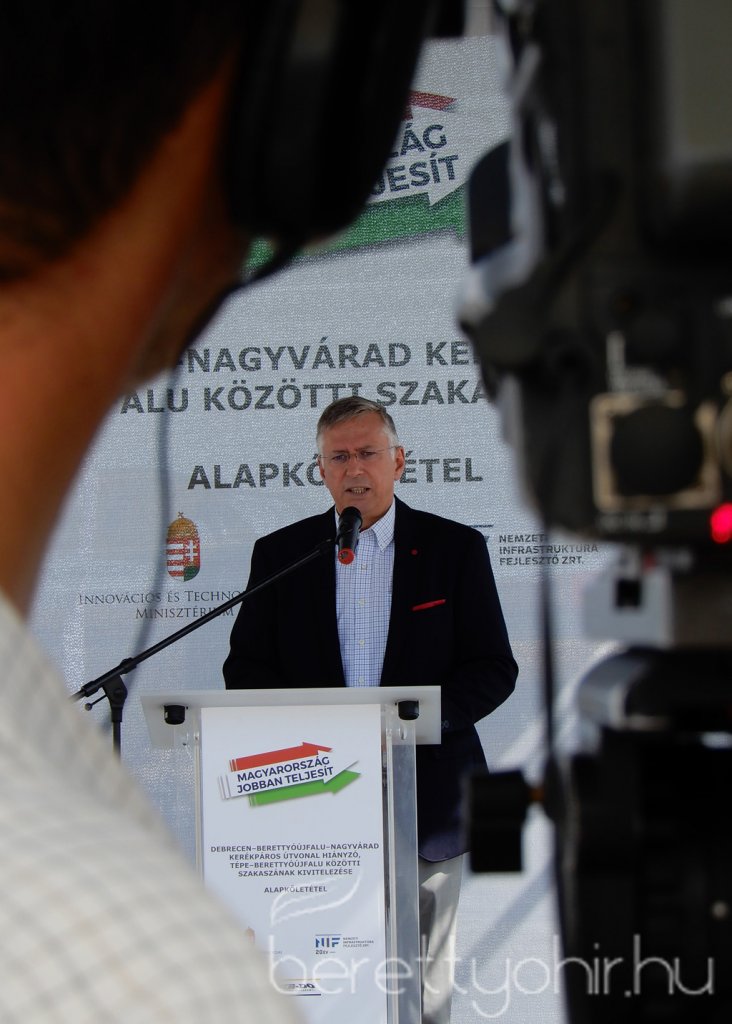 Berettyóújfalu-Tépe kerékpárút alapkőletétele 09